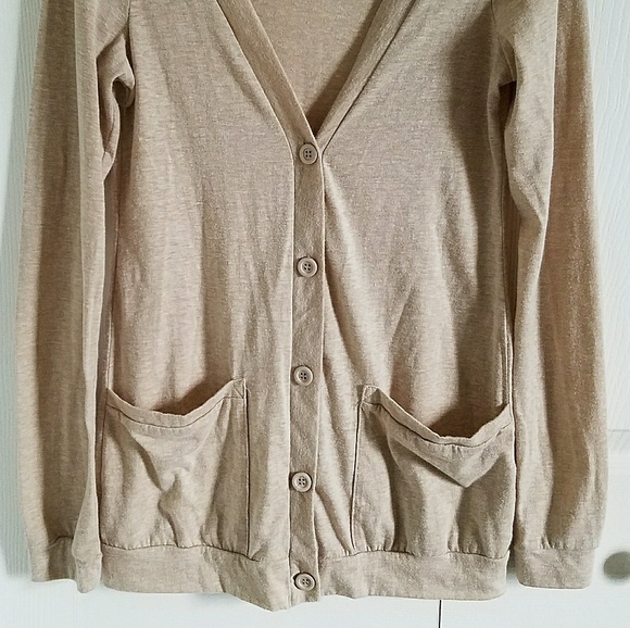🦊 BDG Cream Cardigan Sweater V Neck w/ Pockets - Picture 2 of 7